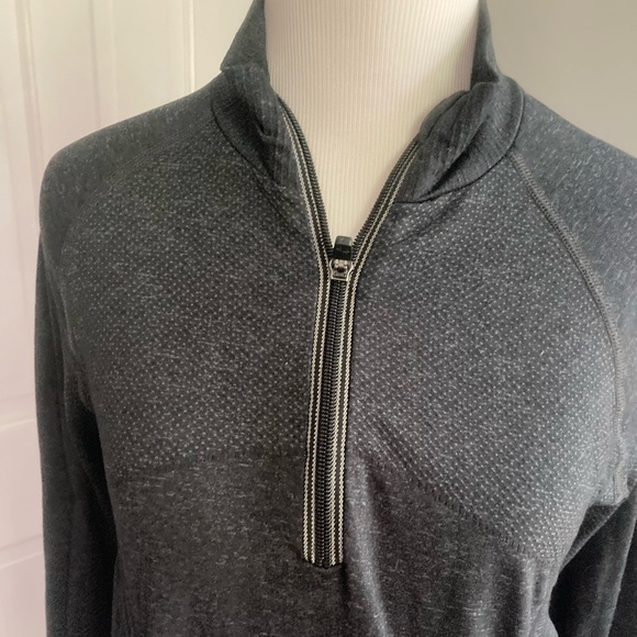 Athleta Fast Track Quarter Zip Pullover Size Small - Picture 2 of 15